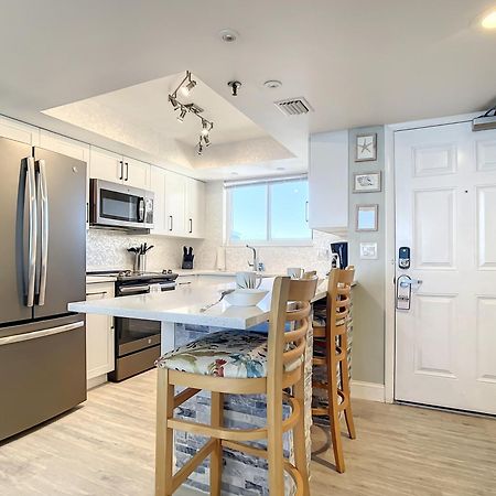 Villa Oceanfront Balcony, Pool, Bbq, Steps To Flagler Ave New Smyrna Beach Exterior foto